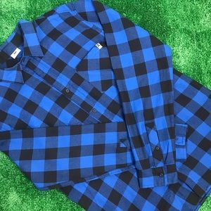 Dc size large blue plaid button up